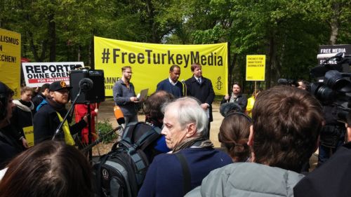 Demonstration #FreeTurkeyMedia
